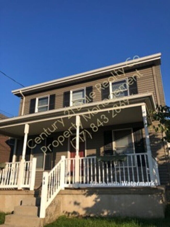 Building Photo - 3 BR, 2.5 Bath in Eastern School District