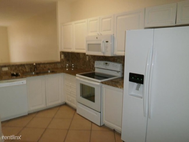 Foto del edificio - 5400 NW 107th Ave