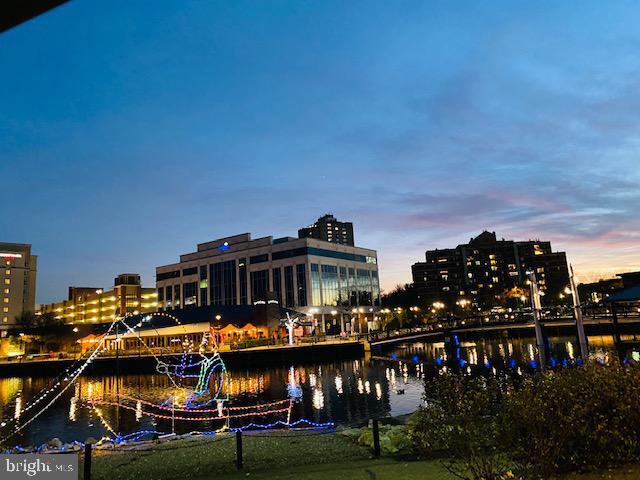 Foto del edificio - 226 Summit Hall Rd