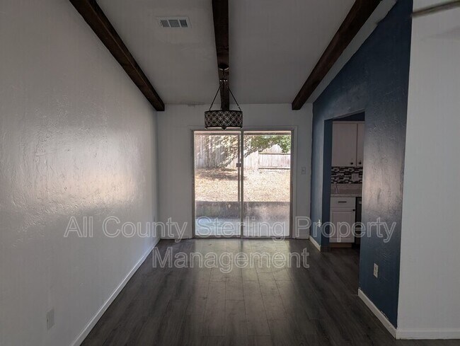 Foto del edificio - 2691 SE 31st St