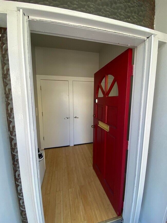 Foto del edificio - 404 67th St