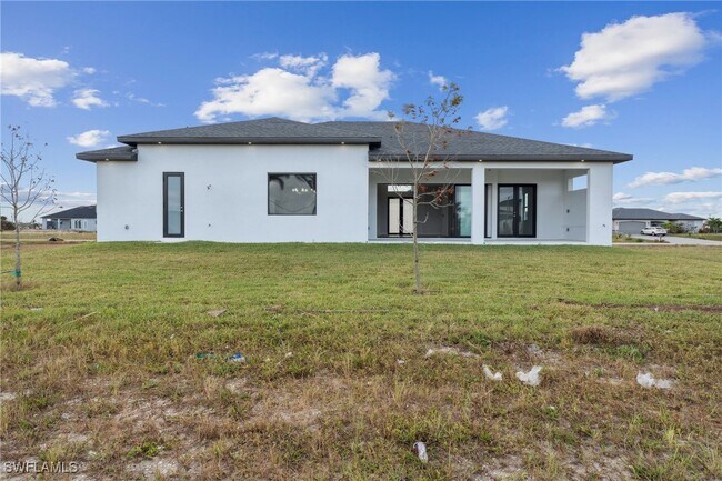 Building Photo - 4325 NW 34th Ln