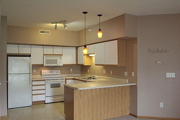 Kitchen - 2781 Triple Crown Ln