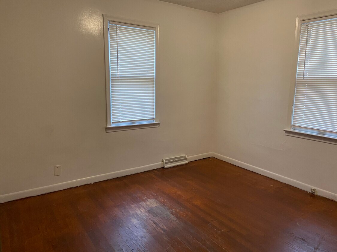 11443 Cadillac Ave, Warren, MI 48089 House Rental in Warren, MI