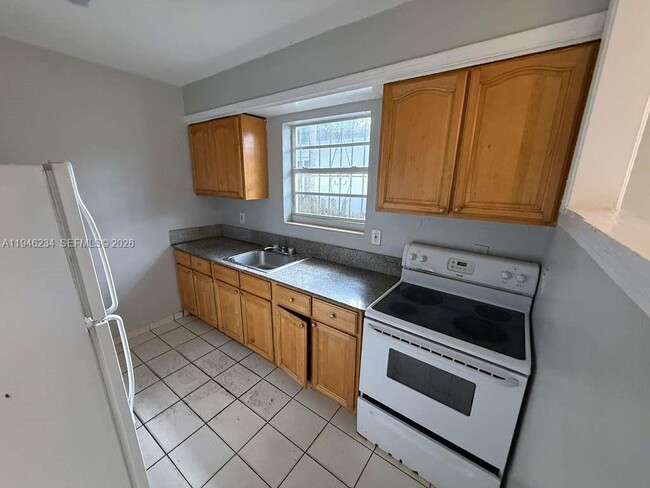 Foto del edificio - 8201 NW 5th Ct