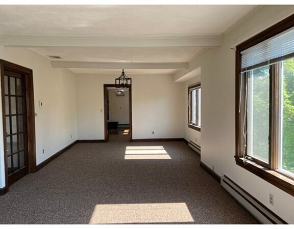 Foto del edificio - 28 Wellesley St