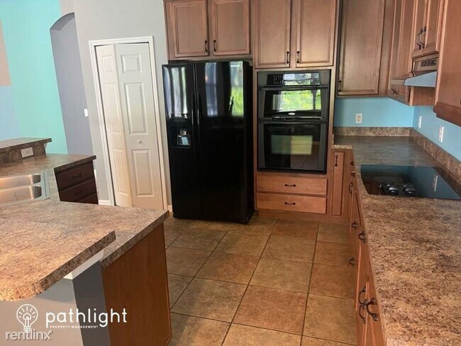 Building Photo - 4 br, 2 bath House - 517 Kays Landing Driv...