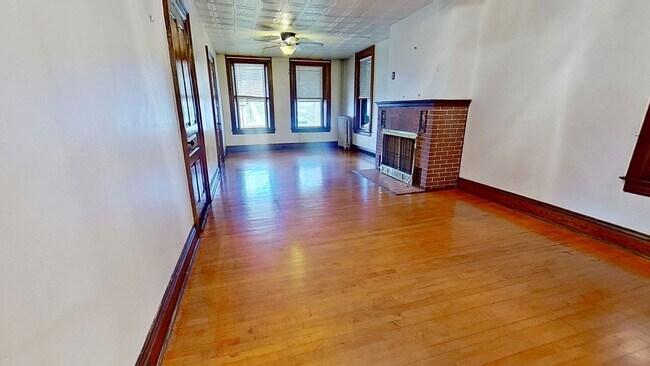 Foto del edificio - 1st floor apartment