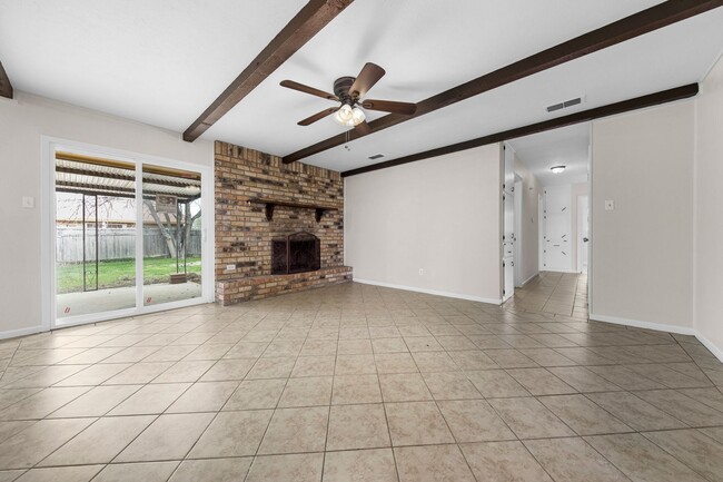Foto del edificio - 2300 Zinnia Ct