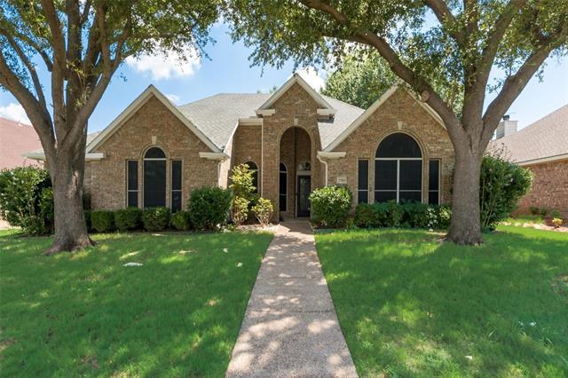 Foto principal - 2900 Madison Ct