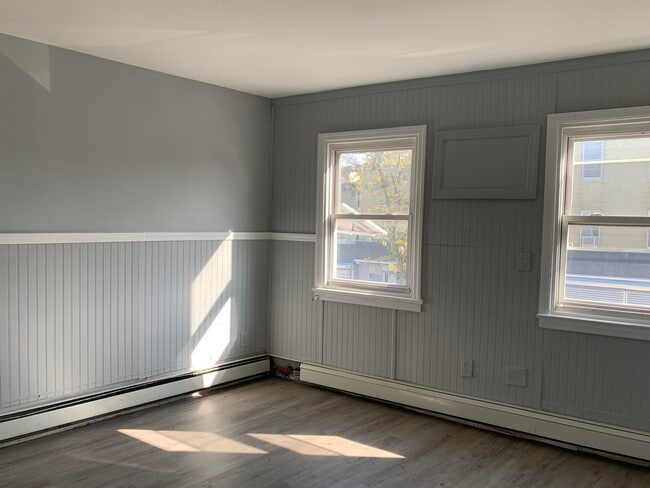 Building Photo - 93 Ocean Ave