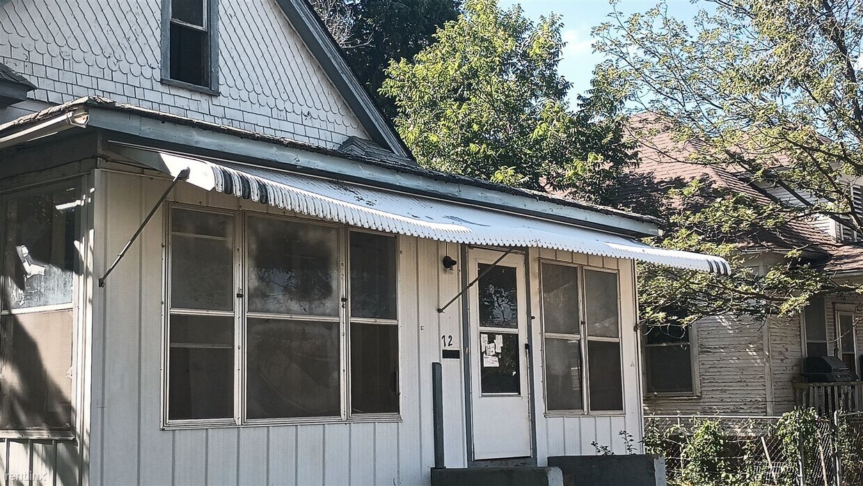 Primary Photo - 2 br, 2 bath House - 729 Washington Street