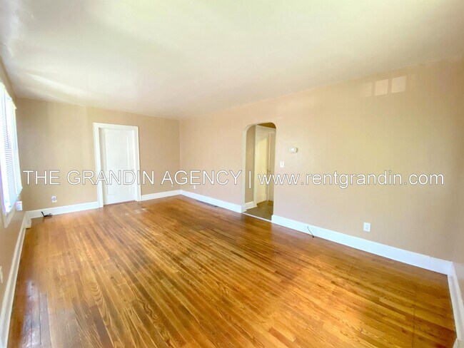 Foto del edificio - 1008 22nd St NW