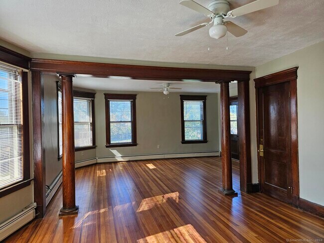 Foto del edificio - 169 Winchester Ave