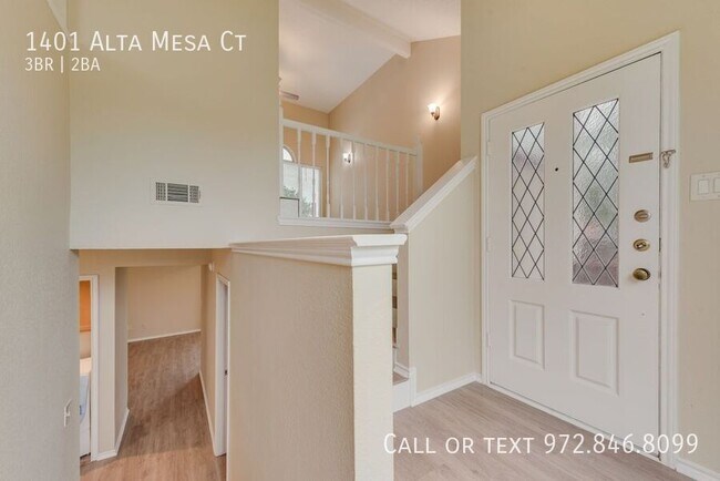 Foto del edificio - 1401 Alta Mesa Ct