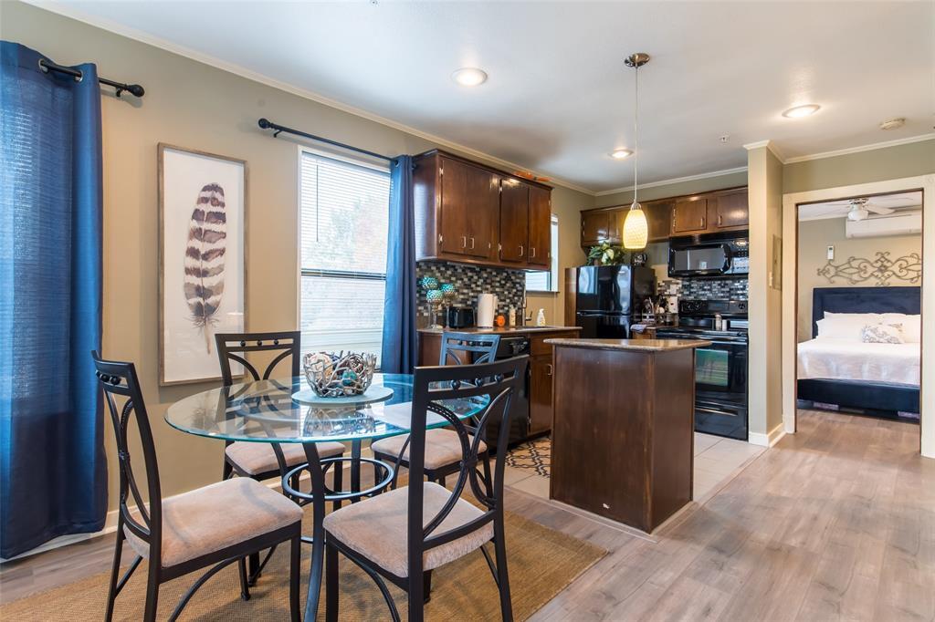 Foto principal - 5969 Lewis St