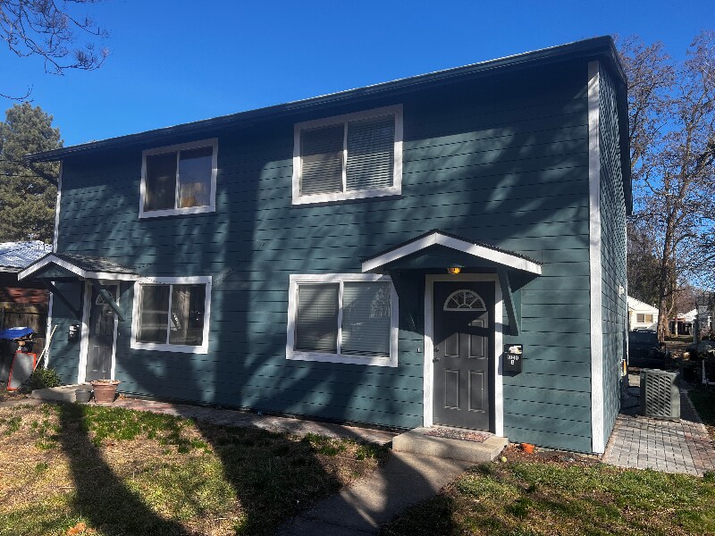 Foto principal - 1040 Bonnie Brae St