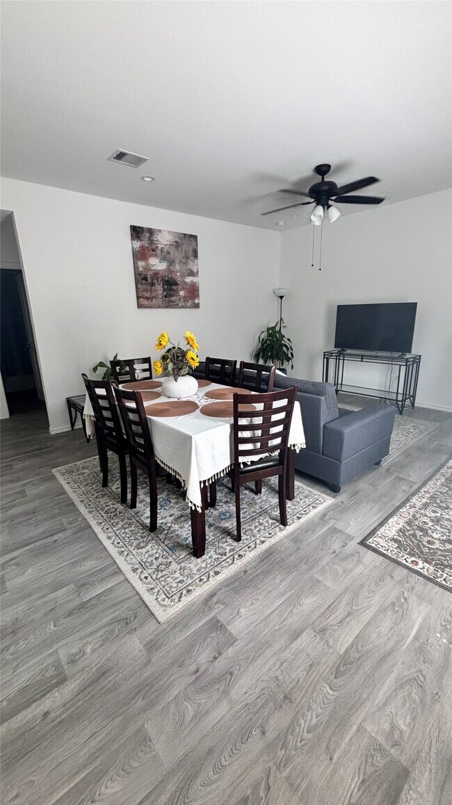 Foto del edificio - 5454 Creekstone Rise Ln