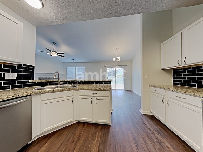 Foto del edificio - 1405 Willshire Dr