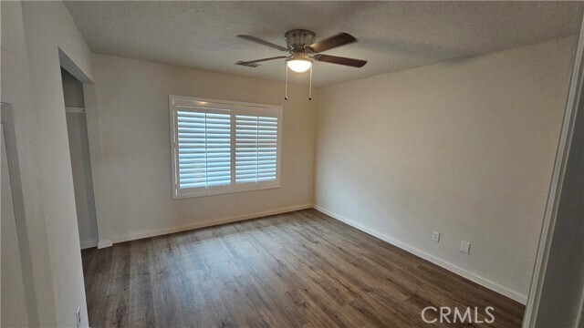 Foto del edificio - 5683 Wagonwheel Rd