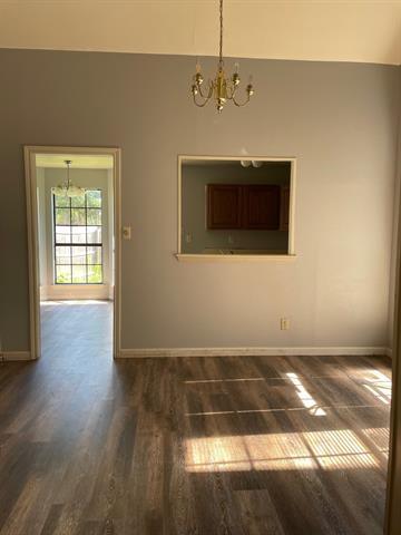 Building Photo - 4445 Odessa Dr