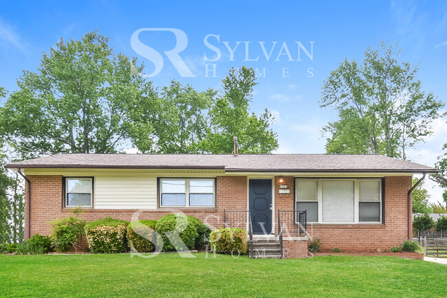 Building Photo - Nice 3BR 2BA Home