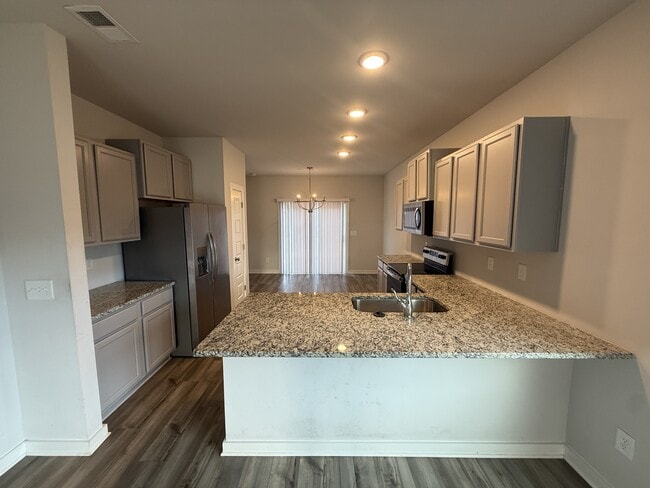 Building Photo - 7253 Owen Park Cir