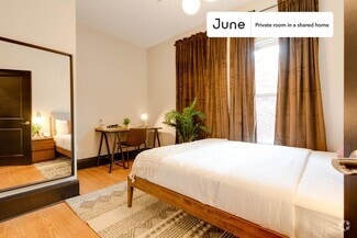 Building Photo - Private bedroom in 3 bed/1 bath Home