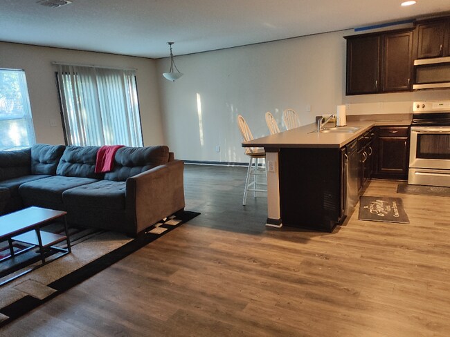 Foto del edificio - 3134 Nain Rd