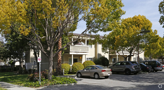 Foto del edificio - The Meadows Apartments