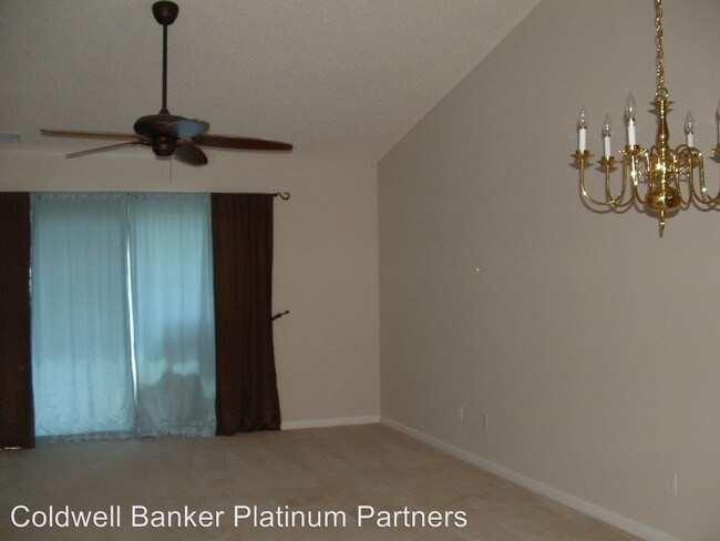 Building Photo - 2 br, 2 bath House - 4 RiverMoor Court