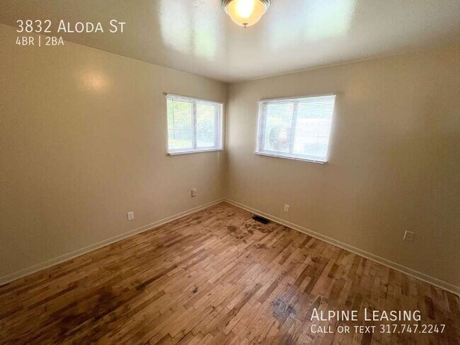 Building Photo - 3832 Aloda St