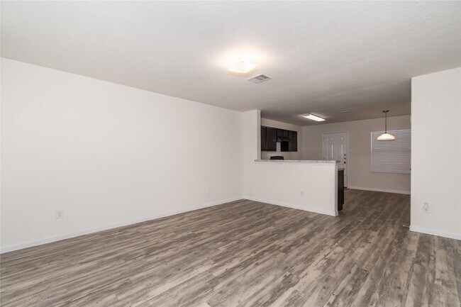 Foto del edificio - 5438 Quail Cove Ln