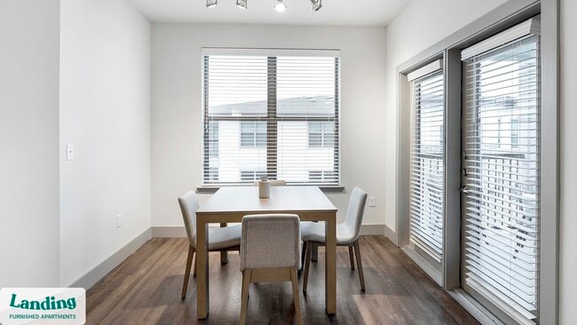 Foto del edificio - 4100 Northern Cross Blvd