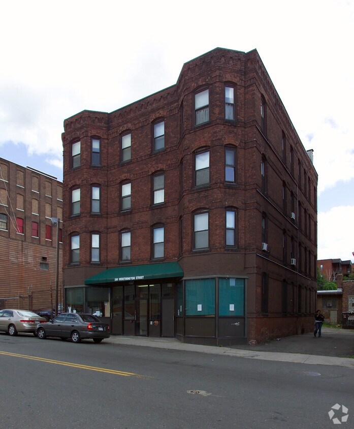 501505 Worthington St, Springfield, MA 01105 Apartments in Springfield, MA