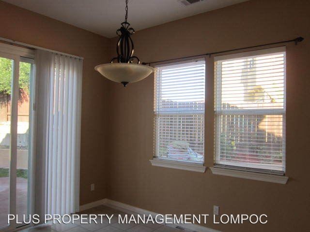Foto del edificio - 4 br, 4 bath House - 628 Celestial Way