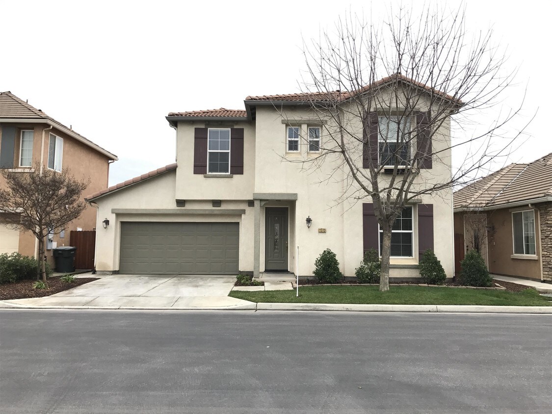 2373 Warhol Ave, Hanford, CA 93230 House for Rent in Hanford, CA