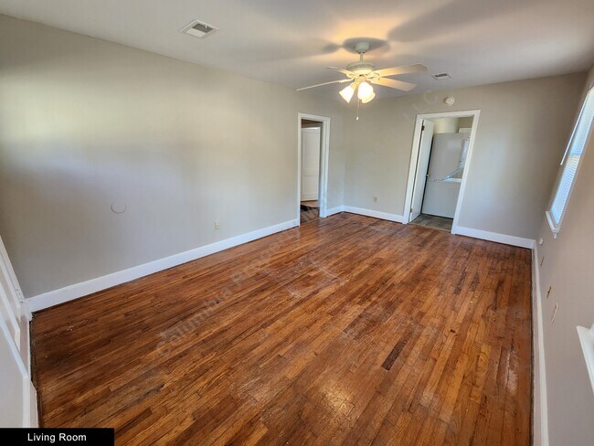 Foto del edificio - 504 Maple St