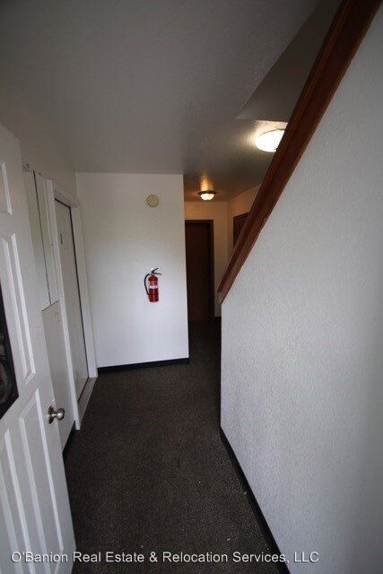 Building Photo - 1051 E Snohomish Dr