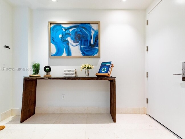 Foto del edificio - 360 Ocean Dr