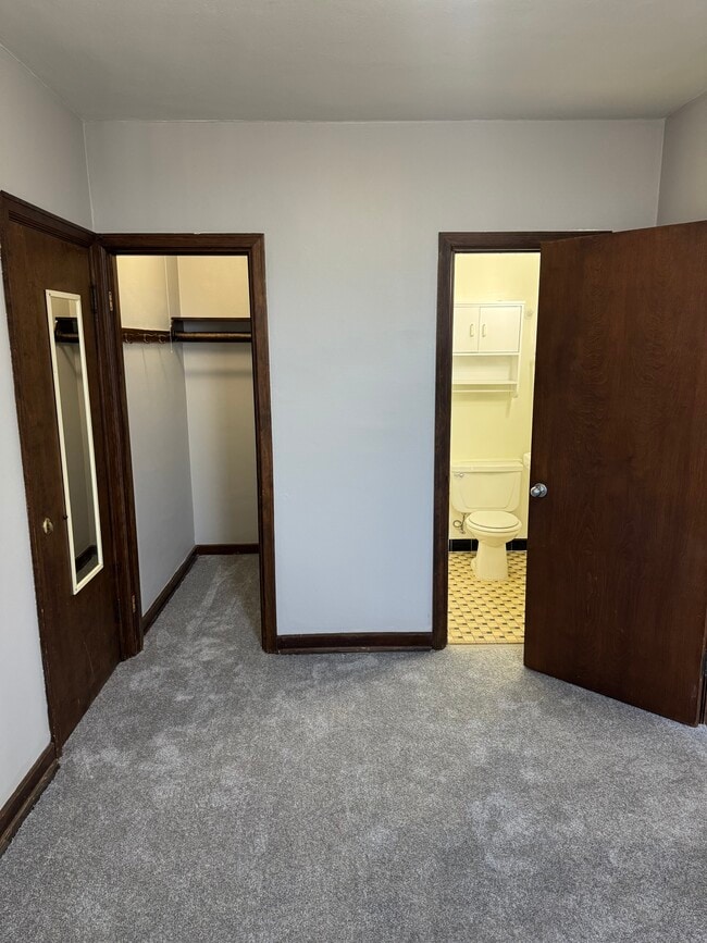 Foto del edificio - 7416 Harwood Ave