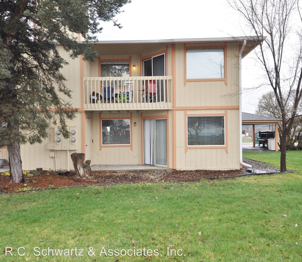 Foto principal - 4719 N Sullivan Rd