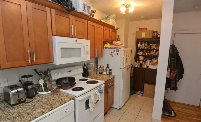 Building Photo - 24 Ransom Rd