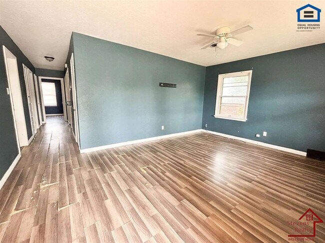 Foto del edificio - 2811 NW 21st Pl
