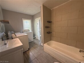 Building Photo - 2602 Vega Ave