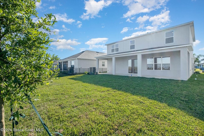 Building Photo - 1813 Middlebury Drive