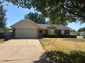 Building Photo - 158 Brockway Dr