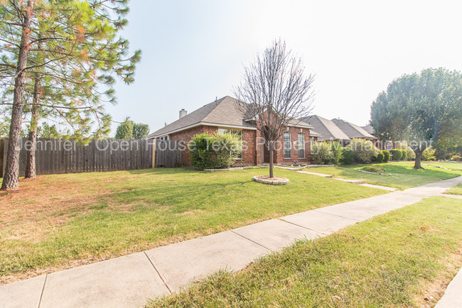 Building Photo - 2441 Daybreak Dr, Rockwall, TX 75032