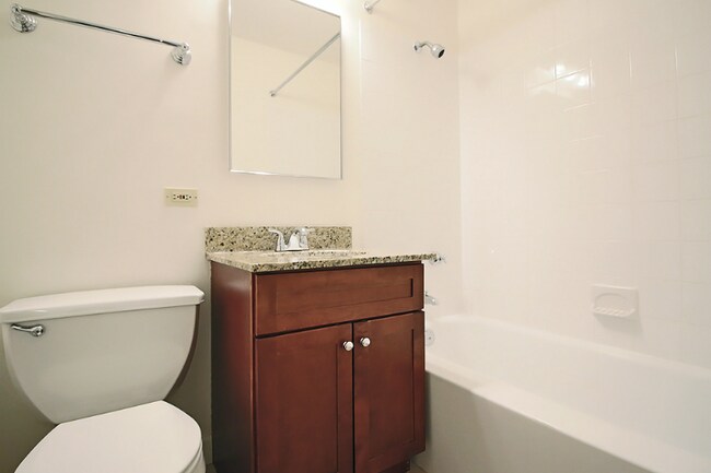 Foto del edificio - 1333 N Lake Shore Dr