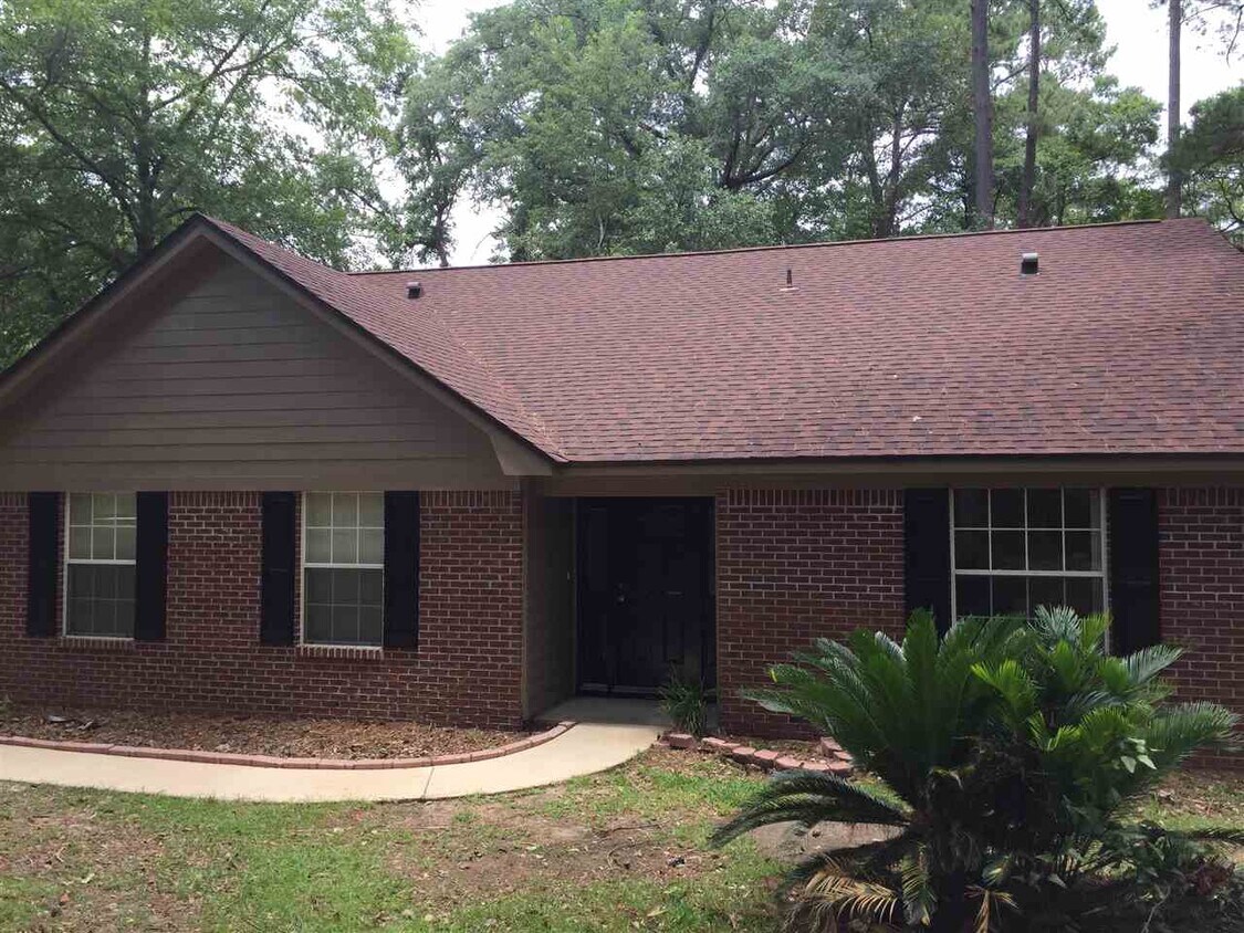 Primary Photo - 1777 Copperfield Cir
